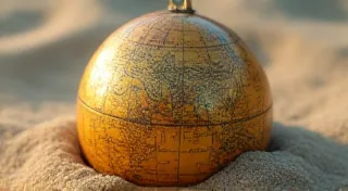 Ephemeral Echoes of Empire: How Button Design Reflected Colonial Ambitions